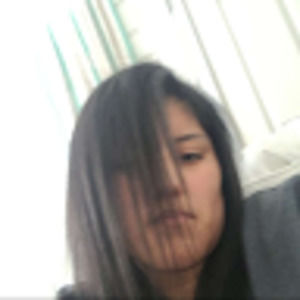 Meet your Posher, Alicia